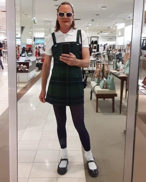 Complete Outfits - Picture 8 of 16